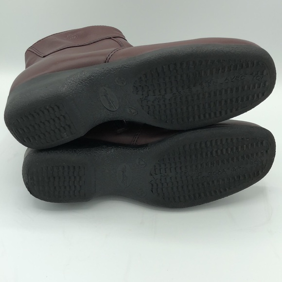 Martino Canada Burgundy Leather Booties Size 8 - Picture 11 of 14